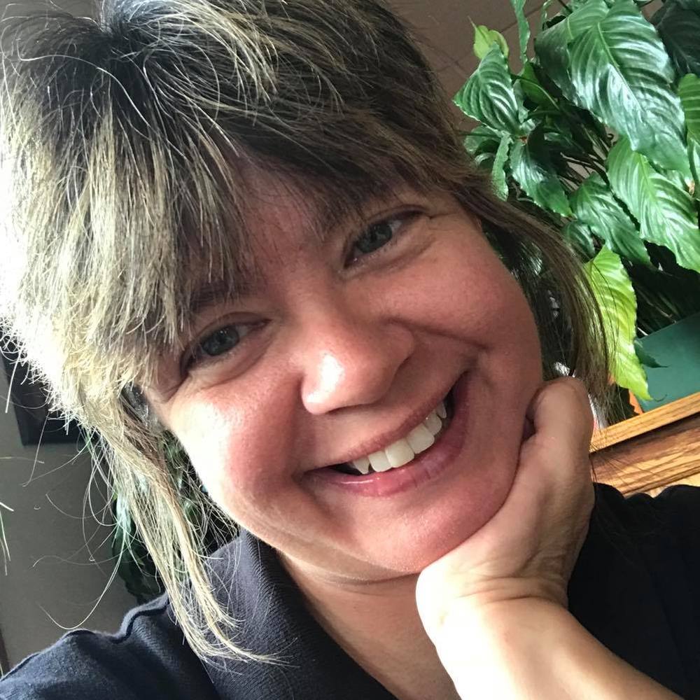 Meet your Posher, Dee